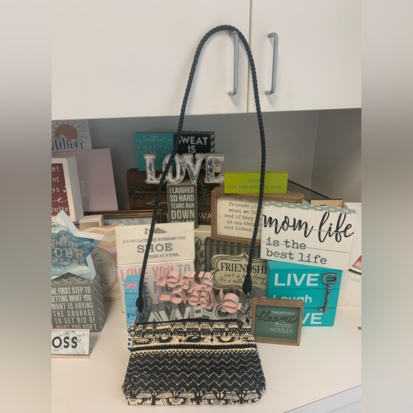 Sakroots Purse- Very Good Used Condition - Picture 7 of 16